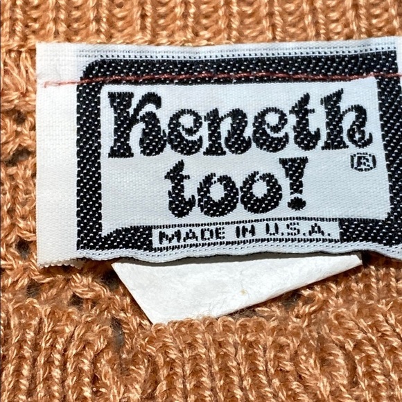 VNTG Kenneth Too! Tan/Orange Crew Neck Knit Sweater with Short Sleeves - Picture 2 of 6